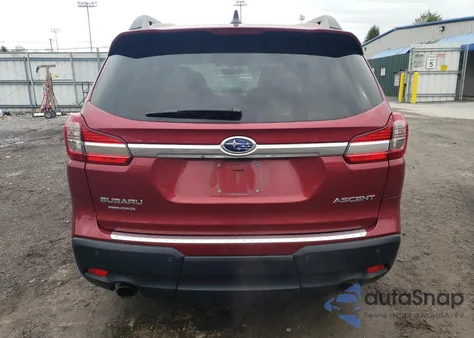 2021 Subaru Ascent Premium из США, поврежденный, VIN 4S4WMAFDXM3458000